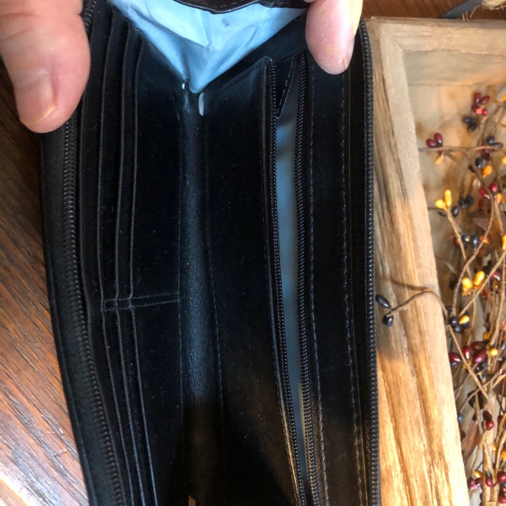 Coach Wallet - Picture 4 of 4